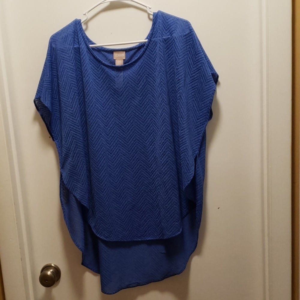 Top sheer to wear over tee or sweater